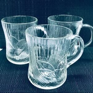 Relief Glass Crocus Flower Mugs from Canterbury by ARCOROC